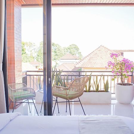 Cansa Seminyak Esterno foto